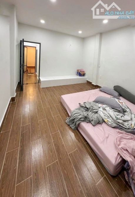 Nhà 2 tầng mới đẹp, đường 3/2 - Q11 - SHR - 35m2 - 5.2 tỷ – gần chợ, trường học - 7
