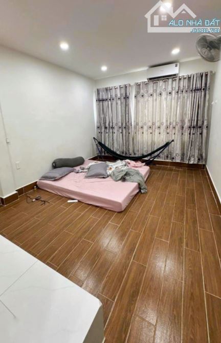 Nhà 2 tầng mới đẹp, đường 3/2 - Q11 - SHR - 35m2 - 5.2 tỷ – gần chợ, trường học - 9