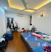 Nhà đẹp Hoàng Hoa Thám 30m2, sát phố, mặt ngõ thông, dân xây, ở suớng