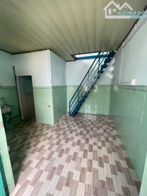 Bán nhà 4*18m đường nhựa thông Thị Trấn Hóc Môn