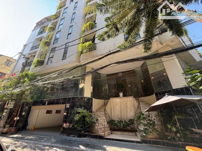 Bán tòa Apartment 19 căn hộ, ngõ 95 Hoàng Cầu, Đống Đa DT 110m2, 9 tầng, MT 14m. Giá 63,5