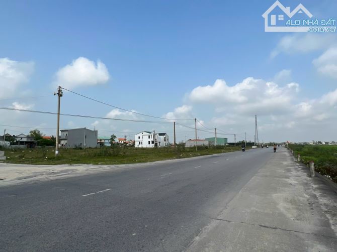 CẦN BÁN LÔ GÓC 2 MẶT TIỀN  ĐƯỜNG TẢN ĐÀ NỐI DÀI KQH TRIỀU SƠN TRUNG - TP HUẾ