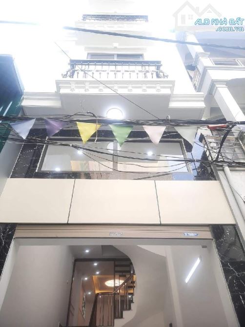 Bán nhà Kim Giang, Thanh Liệt, DT 36m² 4 tầng. Giá 6,15 tỷ. Ô tô gần.