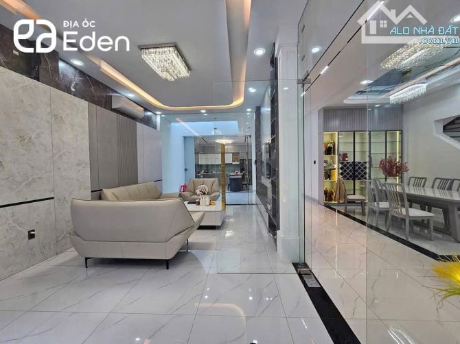 ✅ NHÀ VIP 3 TẦNG MẶT TIỀN NGUYỄN TRÃI (211M2) - MỚI XỊN
