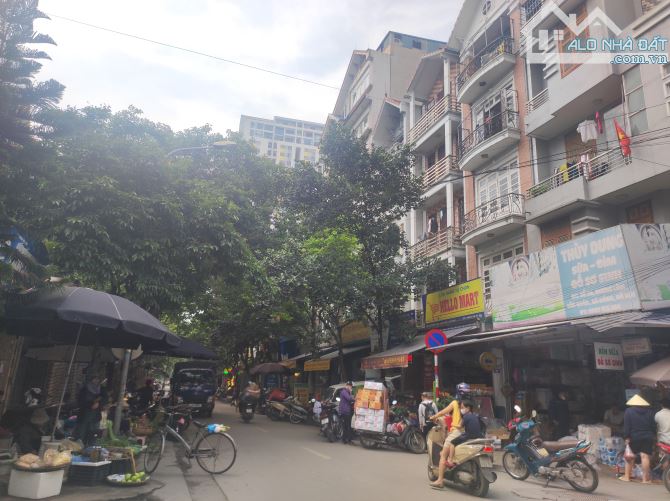 Bán gấp! Mặt phố Dương Lâm, Văn Quán 110m2, 5 tầng, ô tô tránh, vỉa hè, KD, nhỉnh 20 tỷ