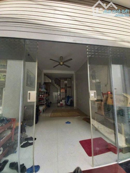 Bát Khối 35m,5 tầng,lô góc 2 thoáng,ô tô 4 chỗ qua nhà,ngõ thông,kdoanh nhỏ,giá 5.x tỷ