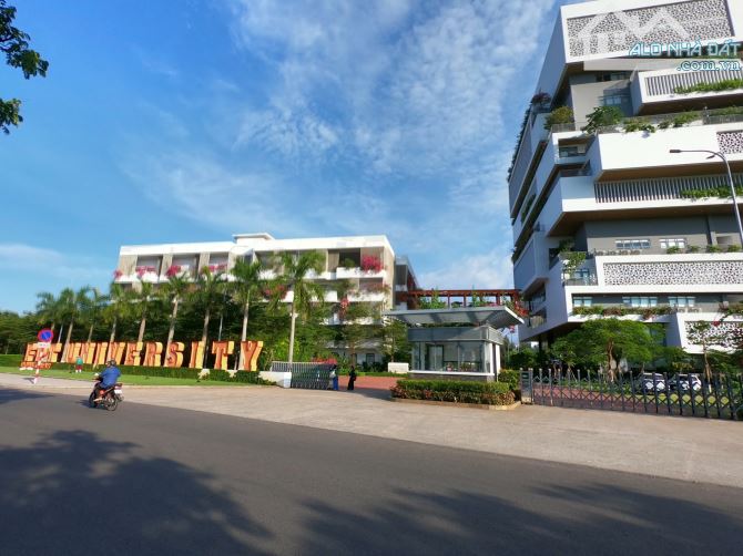 BÁN LÔ ĐẤT ĐƯỜNG 7M5 KHU ĐÔ THỊ FPT CÁCH TRƯỜNG ĐẠI HỌC FPT 250M, 108M2, MT 6M,GIÁ 4,1 TỶ