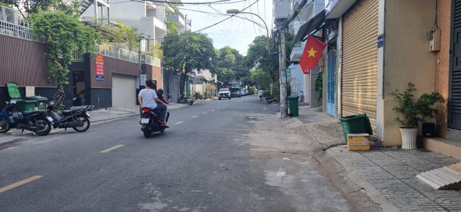 Bán nhà MẶT TIỀN gần Lê Đức Thọ - chợ Xóm Mới; DT khủng 115m2-N4.5; căn tốt nhất phân khúc