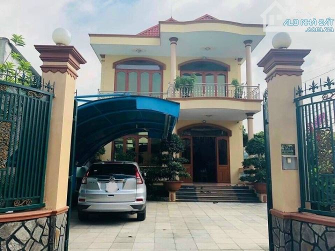 bán biệt thự 12x27m sổ thổ cư, ngay ngã 4 Tân Phong Trảng Dài, Biên Hoà. hẻm oto chỉ 7,8tỷ