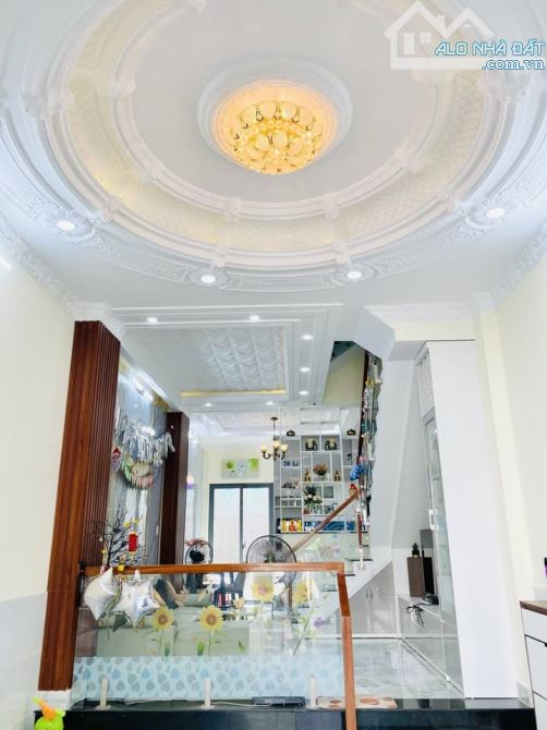 Bán nhà Phú Mỹ - Mỹ Đình, 52m2 x 5 Tầng, Dân xây, Ô tô đỗ cửa, Kinh doanh tấp nập