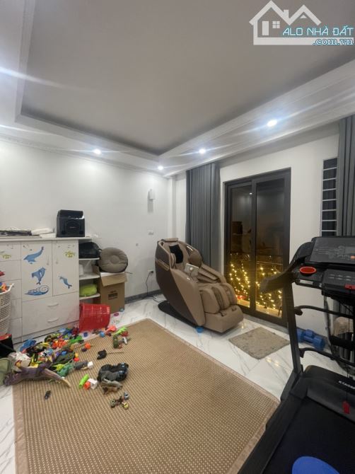 Bán nhà NGUYỄN ĐỔNG CHI, 5 tầng, CHỦ XÂY OTO đỗ gần
