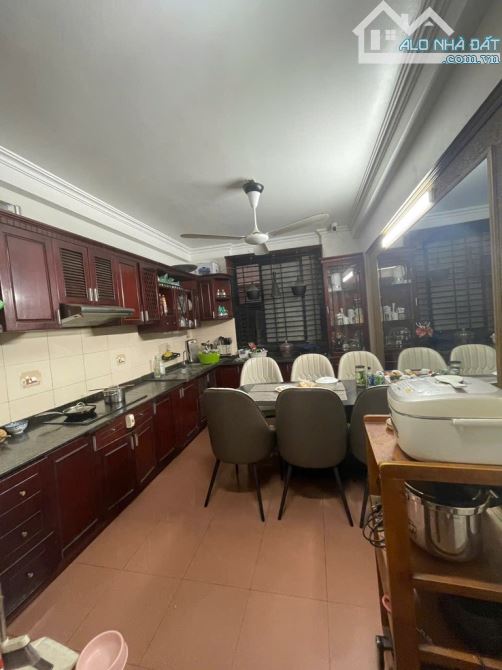 CẦU DIỄN - BẮC TỪ LIÊM: DT 38M2 - NHÀ 4T - 2 MẶT NGÕ - Ô TÔ TRÁNH NHAU - KD NHỎ