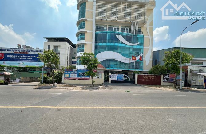 CHDV 6 tầng ngang 8m 120m2 view góc hẻm 350 Lê Đức Thọ gần công viên Văn Hóa chỉ 23.5 tỷ