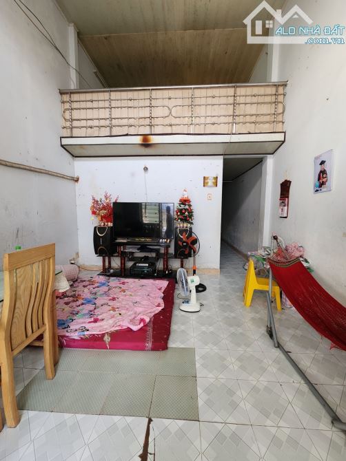 🔥 CỰC HOT, NHÀ MÊ LỬNG TT, THANH KHÊ ĐƯỜNG 5.5M, GẦN CHỢ. CHỈ CÒN 3.X TỶ