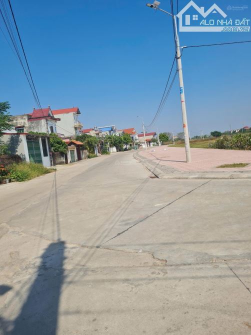 BÁN ĐẤT ĐẤU GIÁ ĐỒNG CHỦ BẮC GIANG