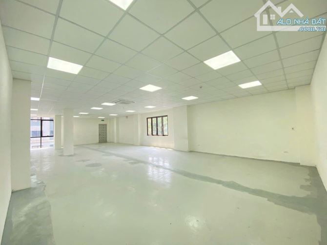 Cho thuê văn phòng: 30m 5tr; 40m 7tr; 100m 12tr; 150m 20tr. Phố Trung Kính - 10