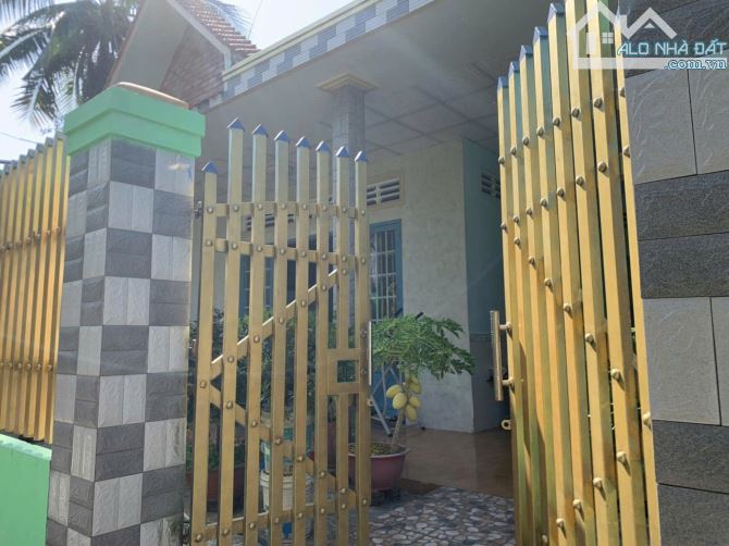 Bán 25 căn phòng trọ và 1 căn nhà cấp 4 đường oto thuộc tân thạch - 11