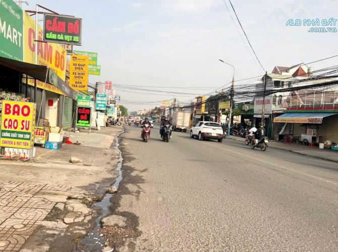 Bán nhà mặt tiền Bùi Văn Hòa gần KCN BH2, An Bình, Biên Hòa, 300m2, giá 28 tỷ. - 1