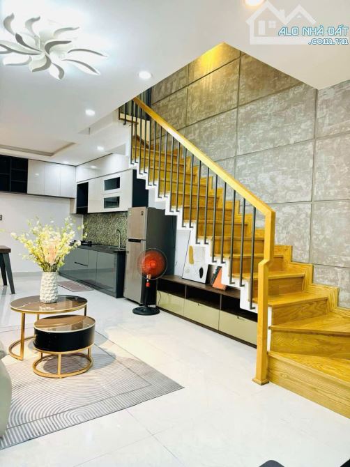 BÁN GẤP NHÀ 3 TẦNG 3 MÊ -VÀ 1 LỬNG  NGUYỄN PHƯỚC NGUYÊN DT KHỦNG 157M2 NGANG 5M NHỈNH 7TY - 15