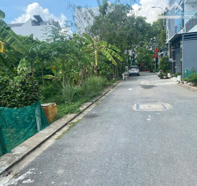 BÁN NHÀ 3 TẦNG KIÊN CỐ SÁT NGUYỄN DUY TRINH – HẺM Ô TÔ NGỦ TRONG – LONG TRƯỜNG, THỦ ĐỨC - 1
