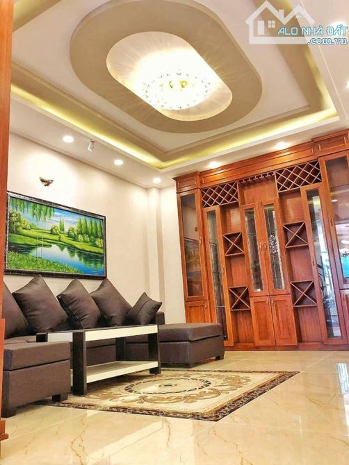 Siêu phẩm đầu tư mặt tiền Hoàng Sa, Quận 3, DT: 7m x 14m, 5 tầng, giá 28 tỷ - 1