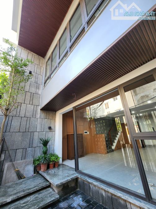 Nhà Mới Lô Góc Phố Gia Quất 50m2, 5 Tầng Hiện Đại, 5,1m Mặt Tiền, Gần Ô tô, Gần Phố - 1
