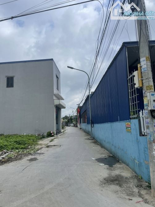 Đất Hoàng Lâu view LG, ngõ thông, ô tô đi lại thoải mái chỉ với 1 tỷ đồng - 1