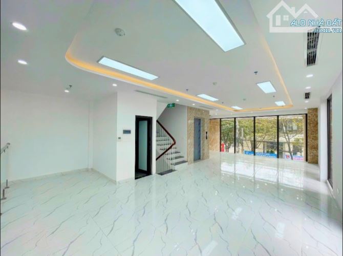 HIẾM, TOÀ VP, 15m RA PHỐ, 3 Ô TÔ TRÁNH, 156m, 6TxMT 8m, 42 TỶ, KHUẤT DUY TIẾN, THANH XUÂN - 1