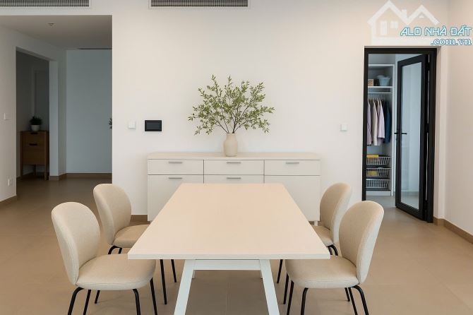 Bán căn hộ Lancaster Luminaire đường láng 180m2 4pn full - 1