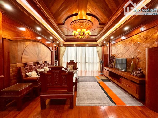 Biệt thự Khuất Duy Tiến 148m2*5T MT 7.2m giá 42 tỷ. - 1