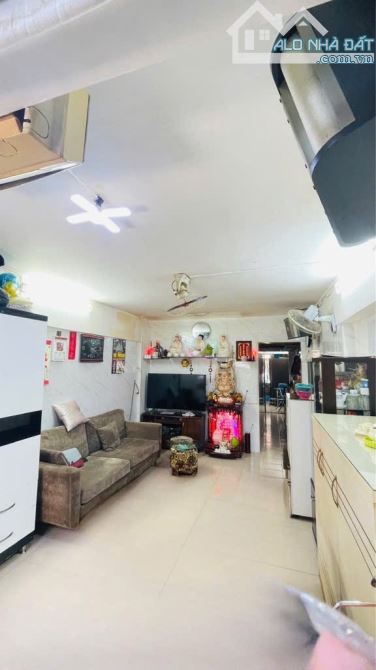Gần MT Huỳnh Văn Bánh Phú Nhuận -4 Tầng-36 M2- Khi dân trí cao tầng đồng bộ chỉ nhỉnh 5 Tỷ - 1