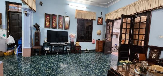 BÁN NHÀ PHỐ Nguyễn Văn CỪ LONG BIÊN 11.5 TỶ 97 m, 5 tầng,MT 6 M,Ô TÔ, KINH DOANH, SẦM UẤT. - 1