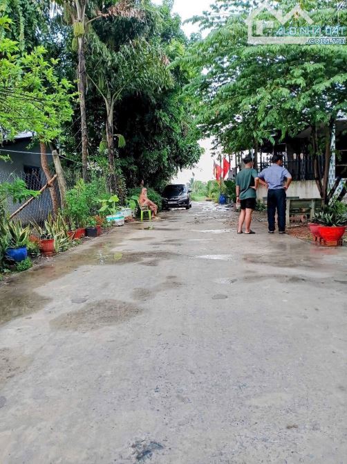 Bán Đất Mỹ Hạnh Nam,1 sẹc Giồng Lớn, 120m2 đất thổ cư, Sổ Riêng giá bán 1.2 tỷ - 1