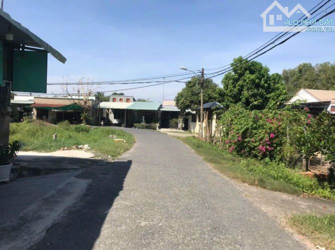 Cần bán gấp lô đất mặt tiền đường số 675, Phước Thạnh, 93,3m2 full thổ cư - 1