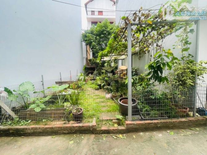 Đất sinh lộc Ngọc Thuỵ- 80M - MT 5.9 M- Ô tô 7 chỗ vào đất - 1