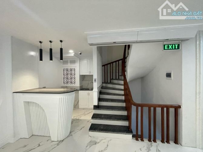 Mặt phố Nguyễn Văn Tuyết Đống Đa 74/80m mặt tiền 5.5m giá 69 tỷ - 1