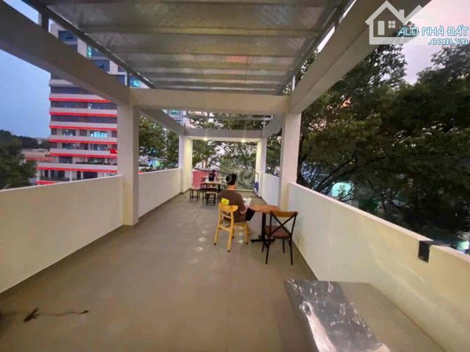 Cho thuê nhà mặt tiền 232 đường Nguyễn Tri Phương, Phường 4, Quận 10,TP Hồ Chí Minh - 1