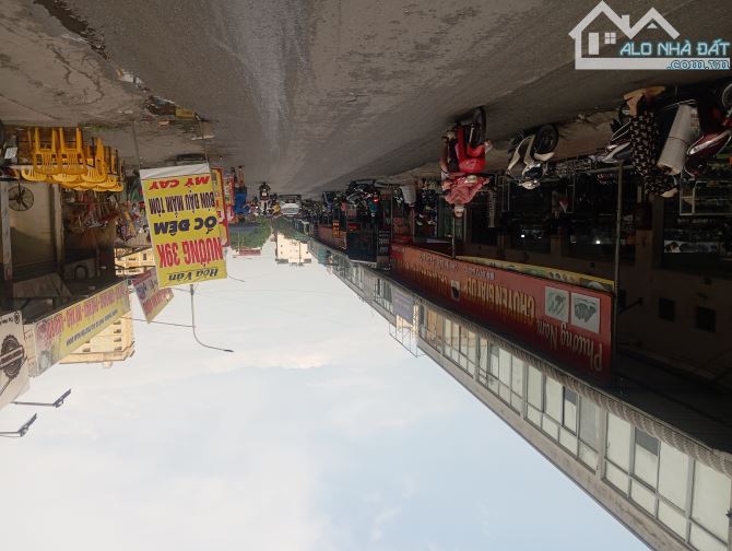 🏘🎉💥  CHỦ BÁN ĐẤT TẶNG BIỆT THỰ MỚI 3 TẦNG XÂY TÂM HUYẾT KÈM NỘI THẤT XỊN SÒ - - 1