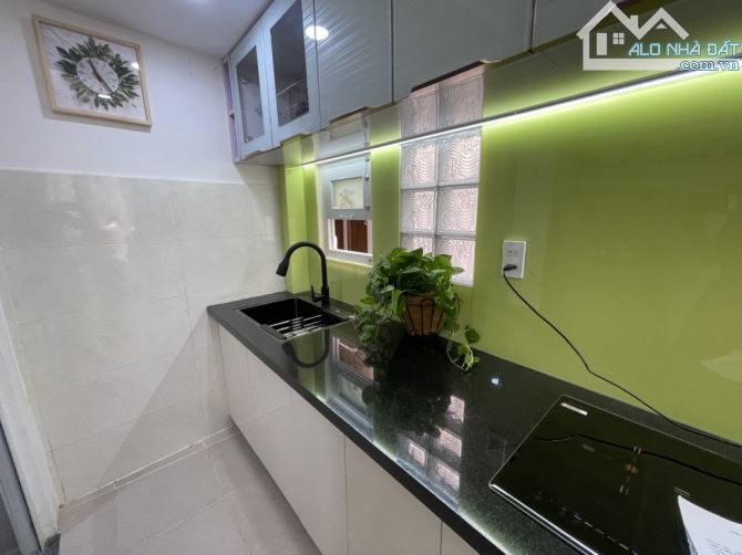 Bán nhà lô góc Lý Chính Thắng Q.3, Full nội thất xịn sò, nhỉnh 3 tỷ - 1