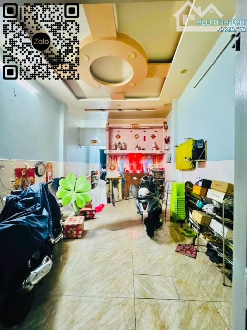 Sát mặt tiền Hồng Bàng - 4 tầng - 4,5x16m - 5PN - Đường rộng, thoáng - 1