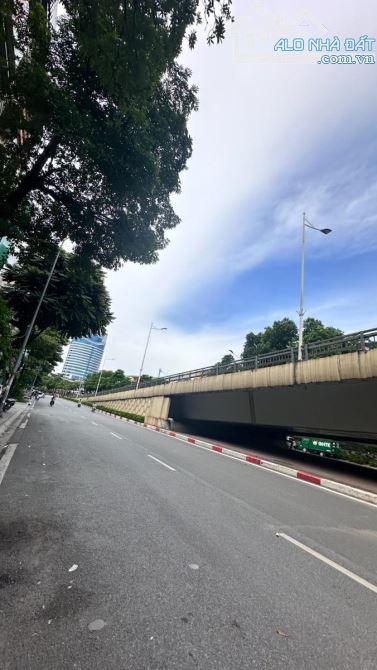 BÁN LÔ ĐẤT HIẾM – NGUYỄN CHÍ THANH, Q. ĐỐNG ĐA – 162m² – MẶT TIỀN 3.5m/10 – GIÁ 55 TỶ - 1
