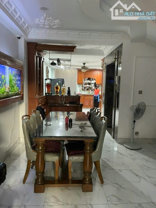 Ô tô ngủ nhà Nguyễn Hồng Đào 102m2 nở hậu 5 tầng Thang May xịn 16,5 tỷ - 13