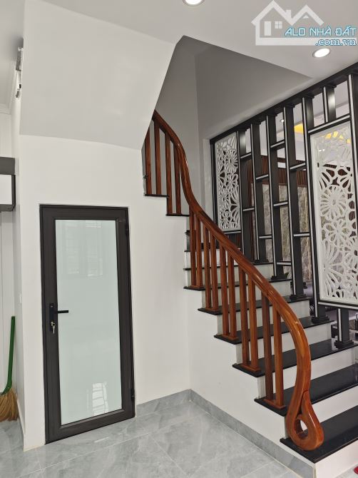 Bán nhà mới, xây độc lập tại Đông Mỹ, Thanh Trì 55m2 / 4 tầng, giá 5,45 tỷ - 2