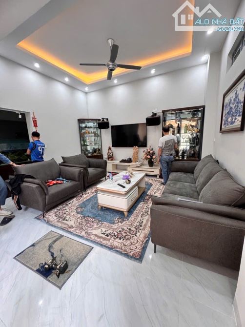 Phân lô Đền Lừ - Hoàng Mai 55m2, MT 10m x 4 tầng, lô góc 3 thoáng kinh doanh, ô tô tránh - 2