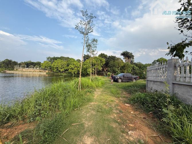 Siêu Phẩm View Hồ Tại Tản Lĩnh Ba Vì DT 992m2_tc 50m2 Mặt Tiền 20M Giá 3tr/1m2 - 2