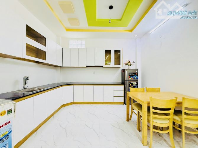 Bán nhà mới 3 tầng, hẻm 5m thông, gần Emart Phan Huy Ích phường 12, Gò Vấp chỉ 6 tỷ nhỉnh - 2