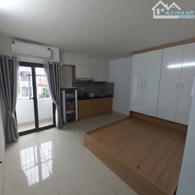 Bán tòa căn hộ dịch vụ phố Khương Đình - 5 tầng, tổng 9 phòng 45m2 - Chào 9tỷ2 - 2