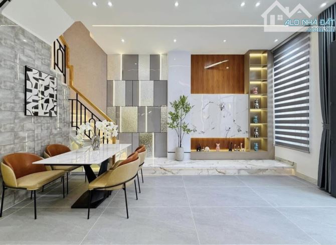 LÊN SÓNG NHÀ ĐẸP ĐƯỜNG NGUYỄN HỮU CẢNH, PHƯỜNG 22, BÌNH THẠNH-GIÁ:3TỶ960/68M2 (4,8x14,2M) - 2