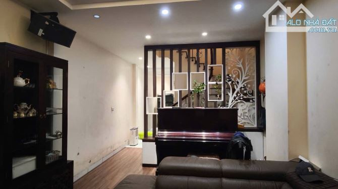 Chỉ còn duy nhất một căn nhà đẹp NGỌC THỤY-LONG BIÊN 44m 4T chỉ 8.2 tỷ ngõ ô tô - 2