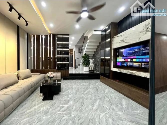 Chính chủ bán nhà Xuân Đỉnh, ngõ 205 Ô Tô kinh doanh, DT 60m x MT 5m Cần bán gấp - 2